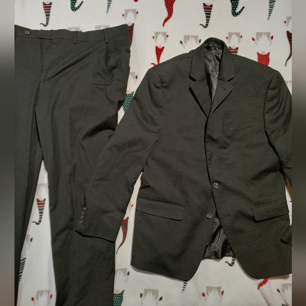 Chaps suit